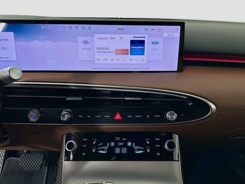 New 2026 Genesis GV70 2.5T Advanced AWD/4WD image 11