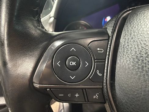 Used 2022 Toyota Camry XSE FWD image 17