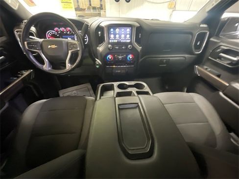 Used 2022 Chevrolet Silverado 1500 LT image 20