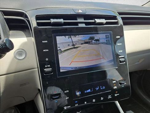 Used 2024 Hyundai Tucson SEL FWD image 11