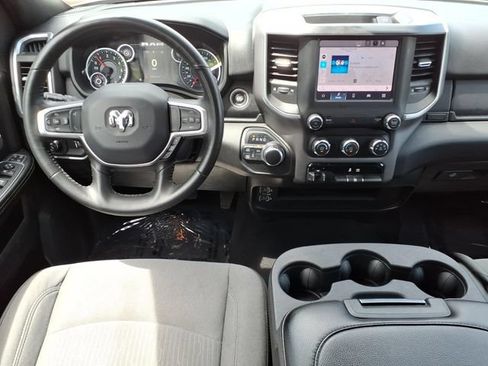 Used 2024 RAM 2500 Big Horn AWD/4WD image 17