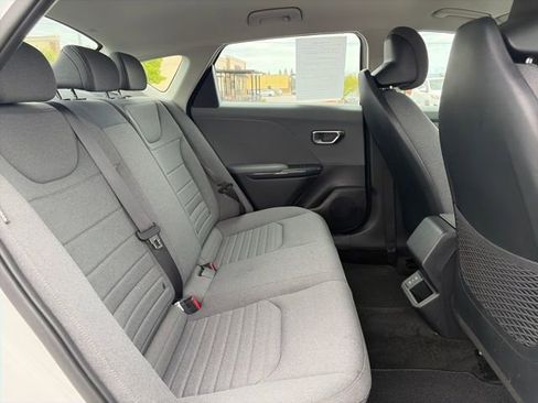 Used 2025 Kia K4 EX FWD image 15
