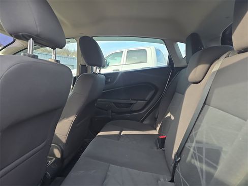 Used 2015 Ford Fiesta S image 24