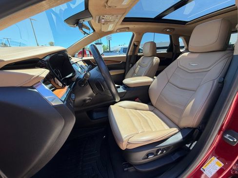 Used 2019 Cadillac XT5 Platinum AWD/4WD image 11