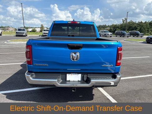 Used 2023 RAM 1500 Big Horn AWD/4WD image 32