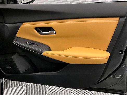 New 2025 Nissan Sentra SV w/ SV Premium Package FWD image 34