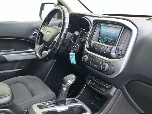 Used 2022 Chevrolet Colorado LT w/ Fleet Safety Package RWD image 14