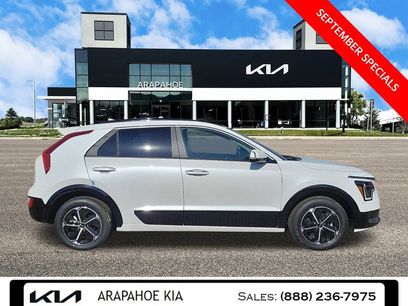 New 2025 Kia Niro SX