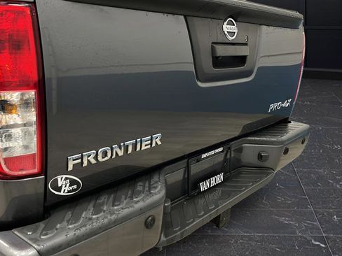 Used 2016 Nissan Frontier PRO-4X AWD/4WD image 36