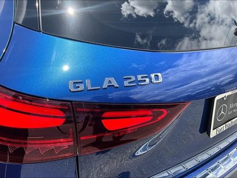 Used 2025 Mercedes-Benz GLA 250 image 15