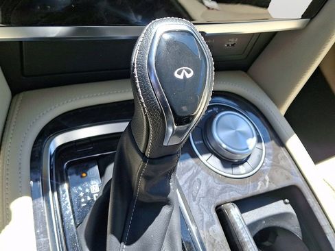Used 2022 INFINITI QX80 Luxe w/ Cargo Package AWD/4WD image 17