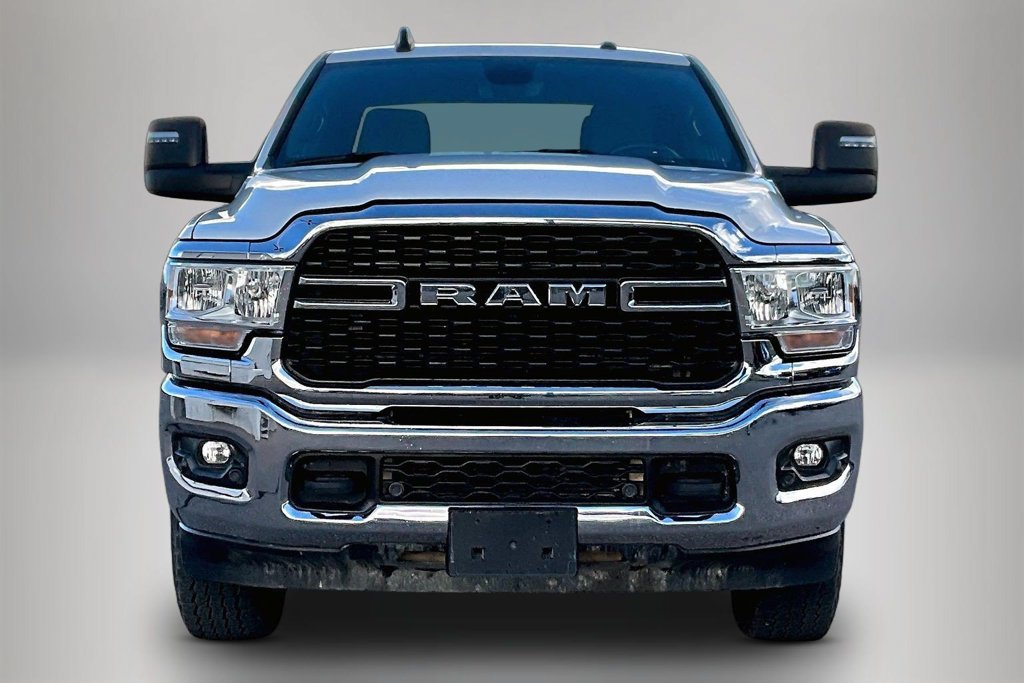 Used 2024 RAM 2500 Big Horn w/ Off Road Package AWD/4WD image 2