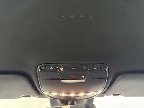 Used 2022 Mercedes-Benz GLC 300 4MATIC image 31