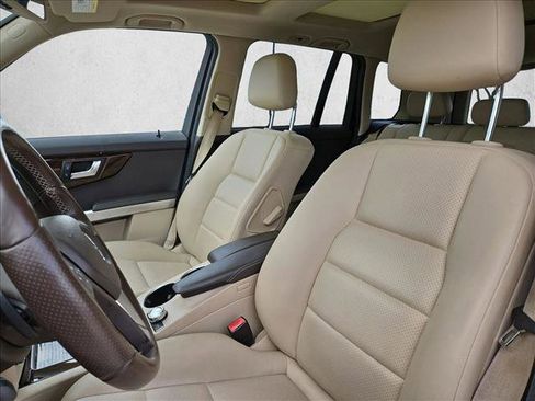 Used 2015 Mercedes-Benz GLK 350 4MATIC image 17