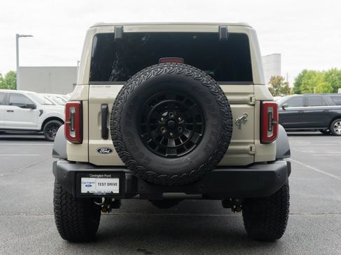 New 2026 Ford Bronco Outer Banks w/ Sasquatch Package AWD/4WD image 12
