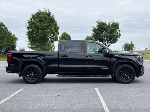 Used 2024 GMC Sierra 1500 Elevation w/ Elevation Premium Package AWD/4WD image 8