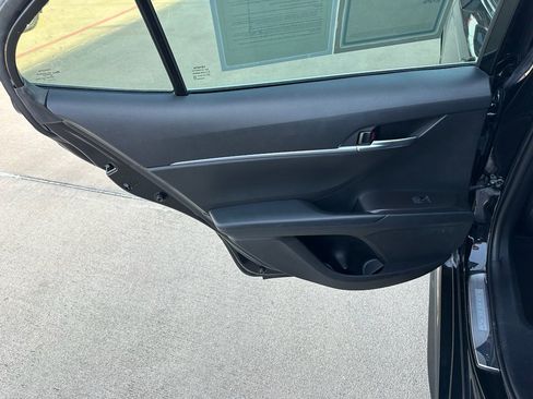 Used 2023 Toyota Camry SE w/ Convenience Package image 24