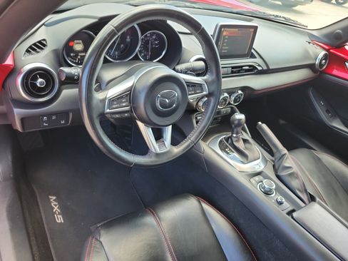 Used 2017 MAZDA MX-5 Miata RF Grand Touring RWD image 11
