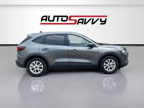 Used 2025 Ford Escape Active FWD image 8