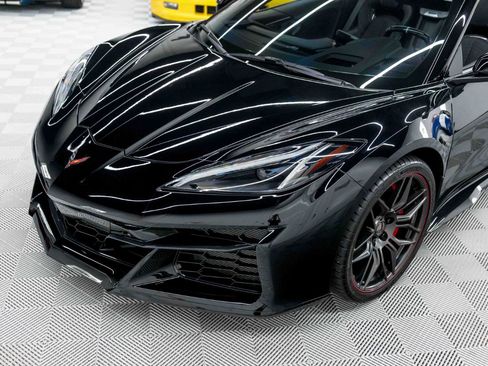 Used 2024 Chevrolet Corvette Z06 w/ Stealth Interior Trim Package RWD image 16