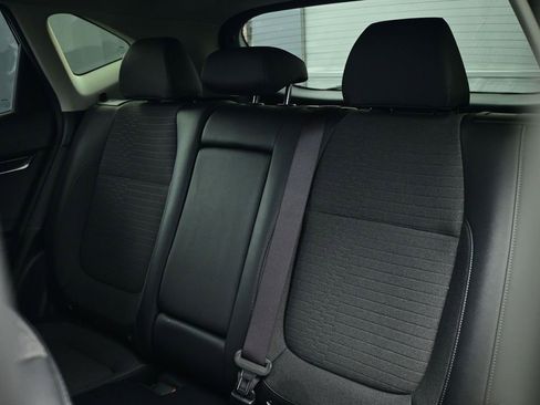 Used 2023 Kia Seltos S image 22