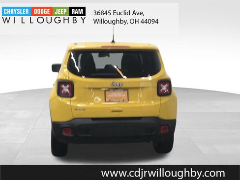 Certified 2023 Jeep Renegade Latitude image 7