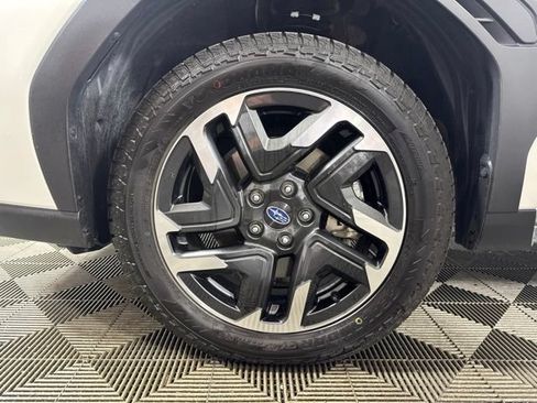 Used 2025 Subaru Forester Limited w/ Popular Package #2 AWD/4WD image 10