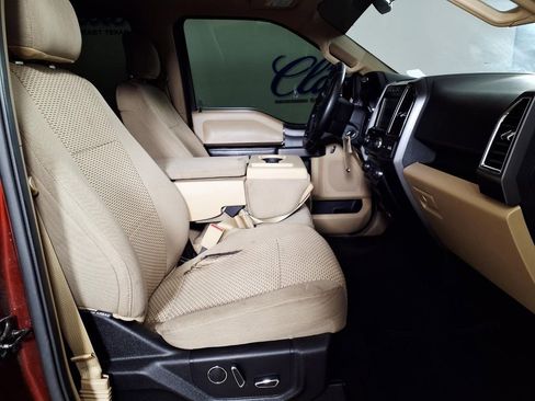 Used 2015 Ford F150 XLT w/ Equipment Group 302A Luxury image 12