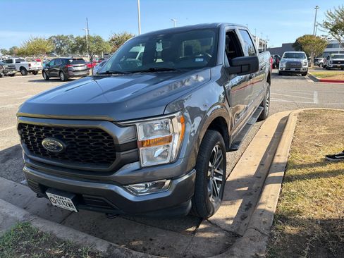 Used 2022 Ford F150 XL w/ STX Appearance Package AWD/4WD image 2