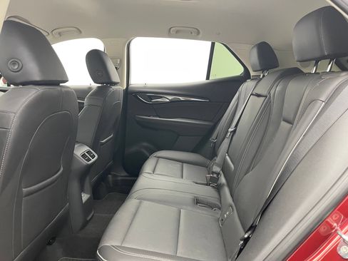 Used 2023 Buick Envision Essence AWD/4WD image 38