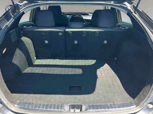 Used 2017 Toyota Prius Two w/ Prius Two Safety Plus Package FWD image 15