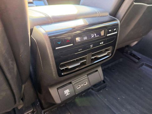 Used 2023 Acura MDX FWD w/ Technology Package image 16