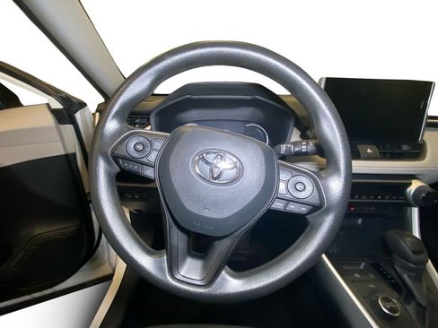 Used 2024 Toyota RAV4 XLE image 12