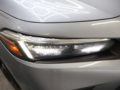 Used 2022 Honda Civic Sport image 28