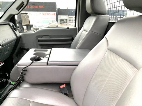 Used 2012 Ford F350 XL w/ Snow Plow Prep Pkg image 10