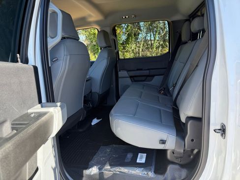 New 2026 Ford F450 XL w/ XL Chrome Package image 5