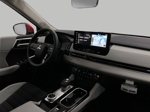 New 2026 Mitsubishi Outlander SE AWD/4WD image 19