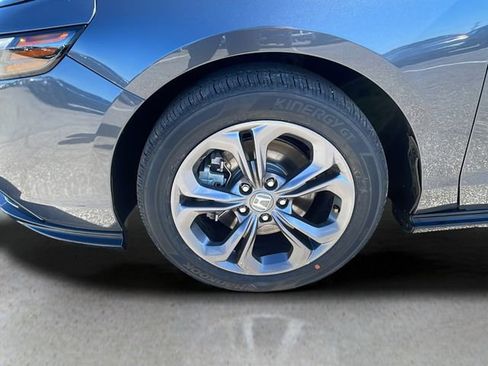 Used 2025 Honda Accord EX-L image 10