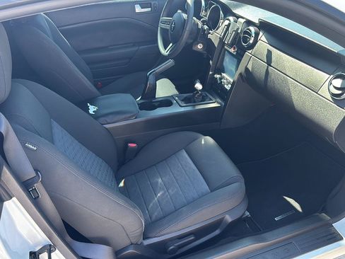 Used 2008 Ford Mustang GT RWD image 18