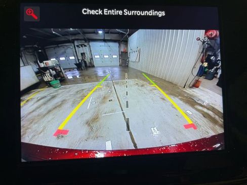 Used 2022 Jeep Grand Cherokee Limited image 17