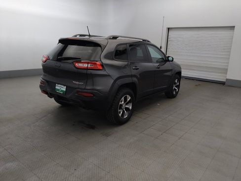 Used 2014 Jeep Cherokee Trailhawk w/ Comfort/Convenience Group AWD/4WD image 9