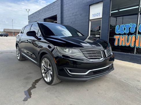 Used 2016 Lincoln MKX Reserve w/ Technology Package AWD/4WD image 2