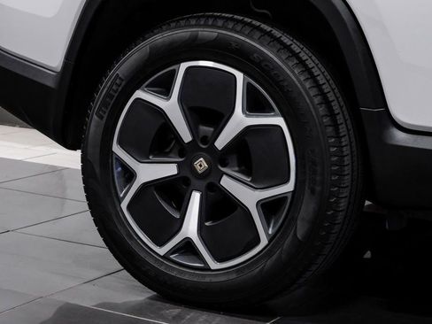 Used 2023 Rivian R1T Adventure image 64