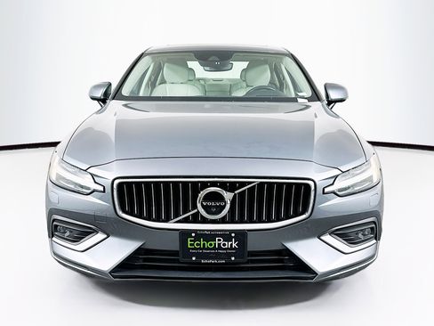 Used 2019 Volvo S60 T6 Inscription image 2