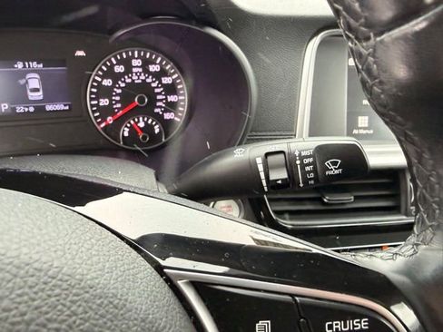 Used 2020 Kia Optima SE image 22