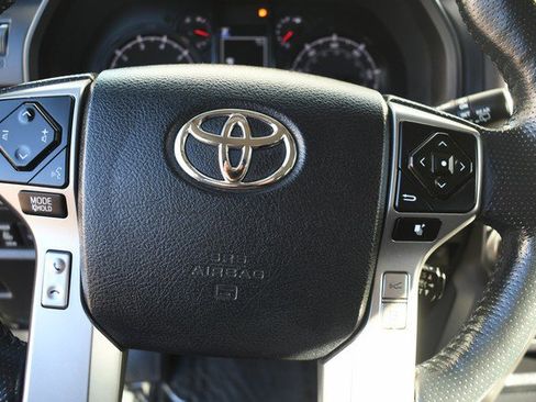 Certified 2024 Toyota 4Runner SR5 Premium image 30