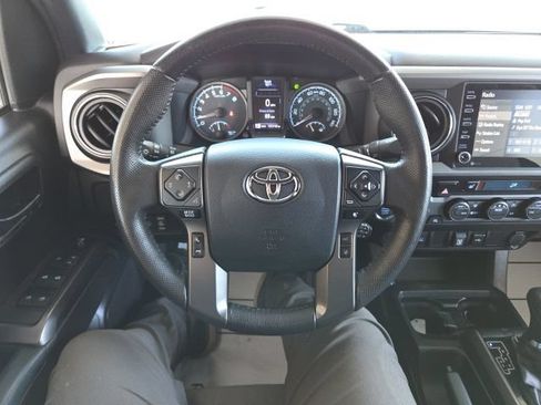 Used 2020 Toyota Tacoma TRD Sport AWD/4WD image 58