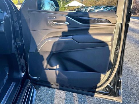 Certified 2023 Cadillac Escalade Sport image 26