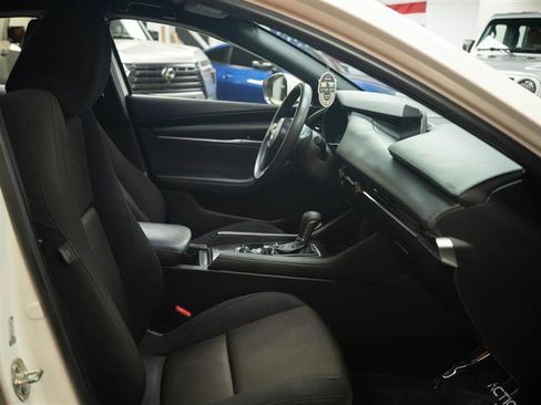 Used 2021 MAZDA MAZDA3 s FWD image 12