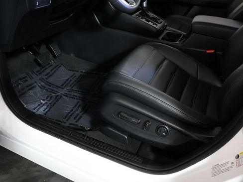 Used 2024 Honda CR-V EX-L image 23
